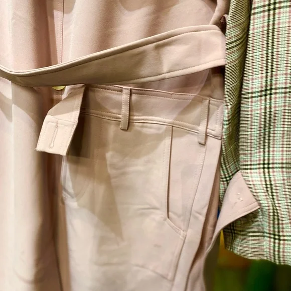 Trench coat,pink trench coat, designer trench coat - Picture 6 of 6